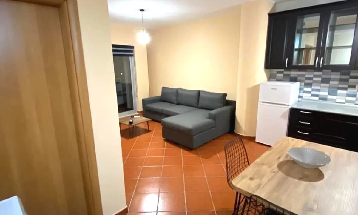 🏡 Jepet me qira Apartament 1+1 – Pallati me Shigjeta - Miniaturë 1