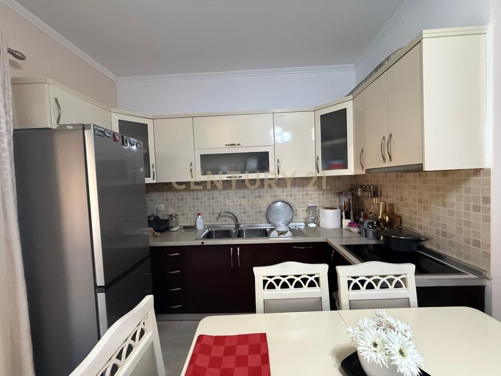 HIPOTEKA, SHESIM APARTAMENT 2+1 190,000 € - Miniaturë 4