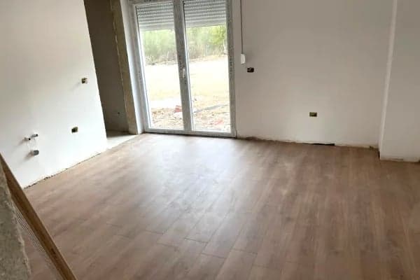 🏡 Apartament 1+1 për Shitje – Himarë (te Kalçeto) — Miniaturë 3
