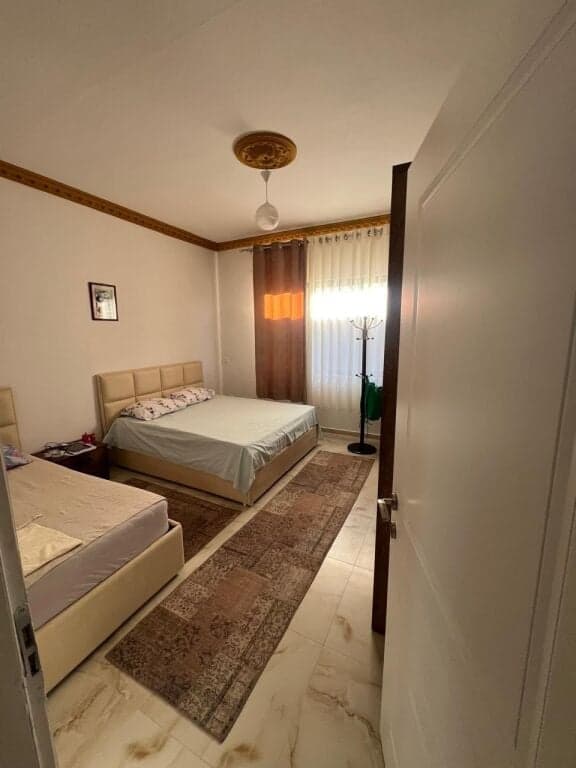SHITET VILE DY KATESHE 3+1+4 BALLKONE PRANE KOMPLEKS TOCAKUT 290000 EURO — Miniaturë 4