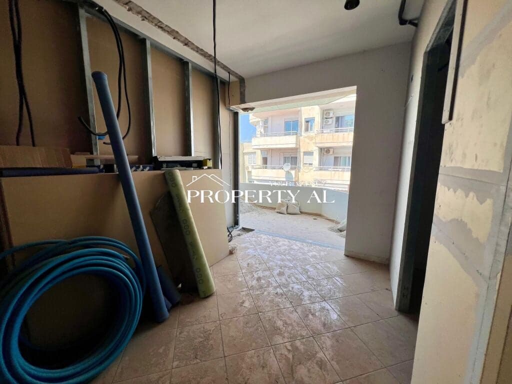 Apartament 1+1 me pamje anësore nga deti në vijën e parë të Lungomares – Vlorë — Miniaturë 2