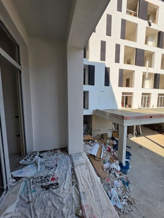 SHITET: 1+1 Perfekt ✨️ Kamëz 76.7m² ( 📍Fiks Te Pedonalja e Re ) 🌇 Kati 2, Ndërtim i ri 2026 | Çmimi: 71.000€ 💶 Planimetri Ultra ✅️ — Miniaturë 2