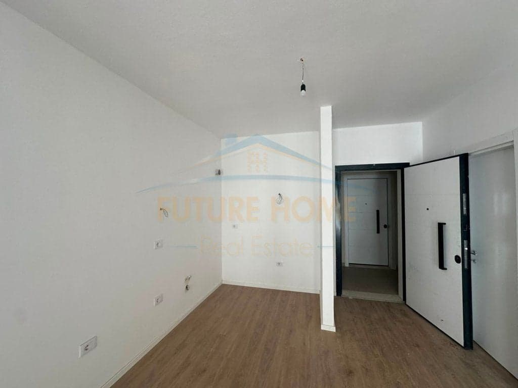 Disponojmë Apartament për shitje 1+1, Tirana Entry 2, Tiranë. — Foto 1