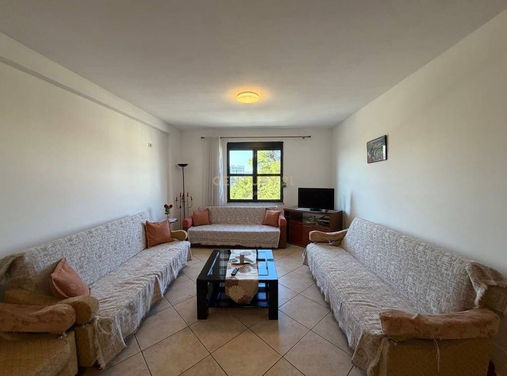 Shitet Apartament 2+1 ne Kinostudio — Miniaturë 2