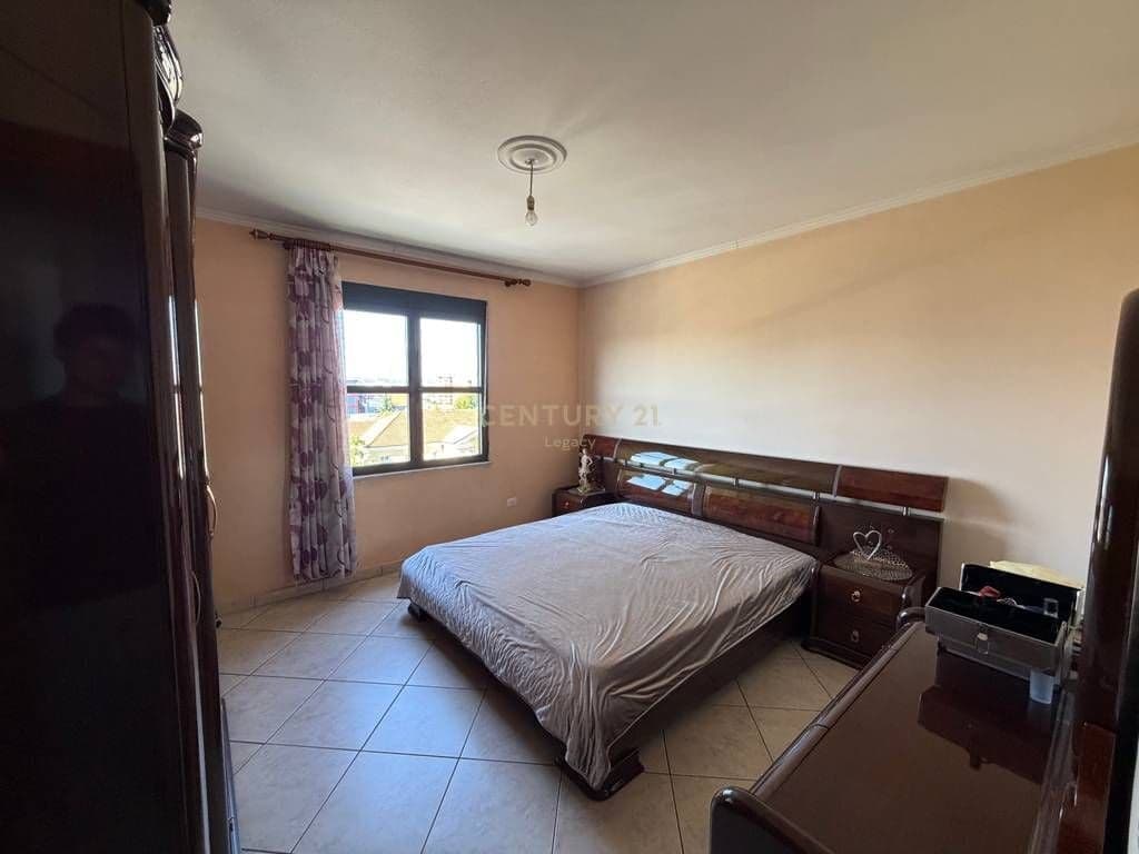 Shitet Apartament 2+1 ne Kinostudio — Miniaturë 5
