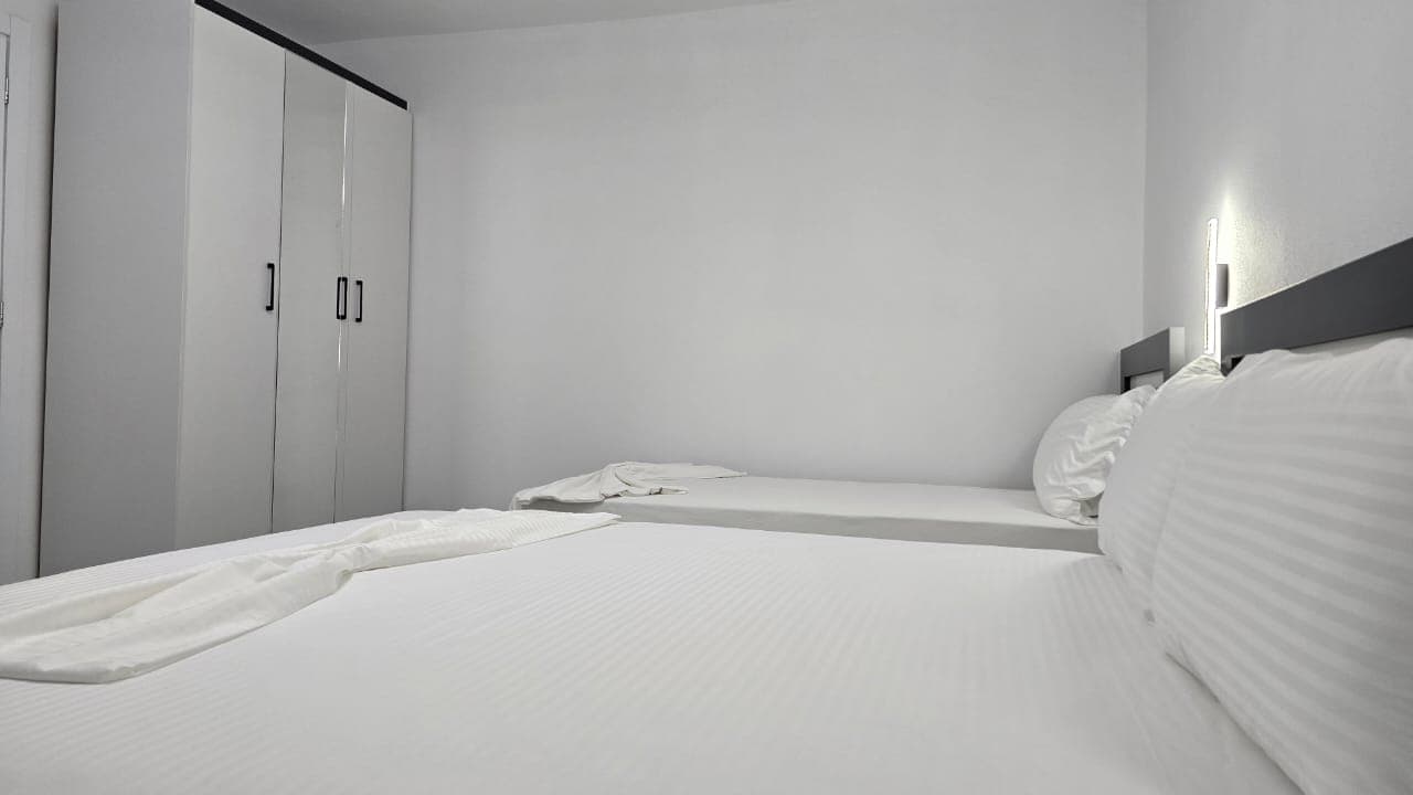 Garsoniere - Miniaturë 10