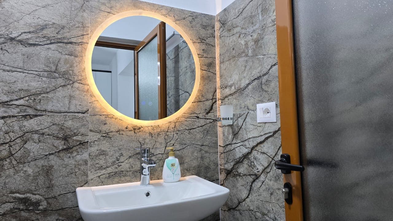 Garsoniere - Miniaturë 16