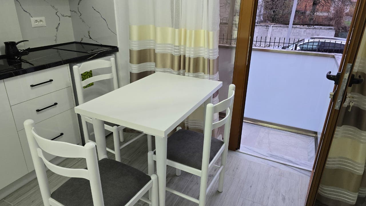 Garsoniere - Miniaturë 17